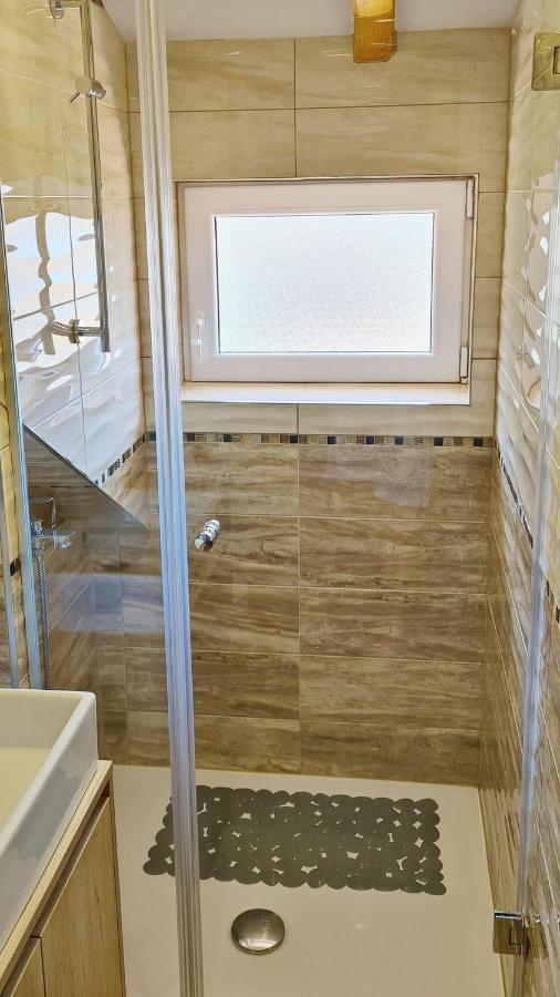 Attic Split Apartment Near City Centre Bagian luar foto