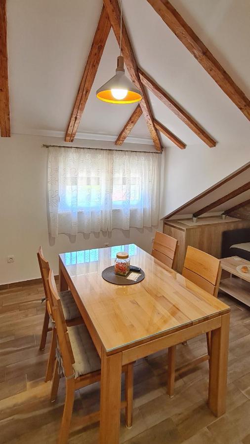 Attic Split Apartment Near City Centre Bagian luar foto