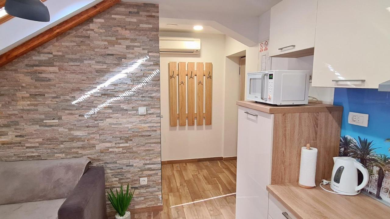 Attic Split Apartment Near City Centre Bagian luar foto